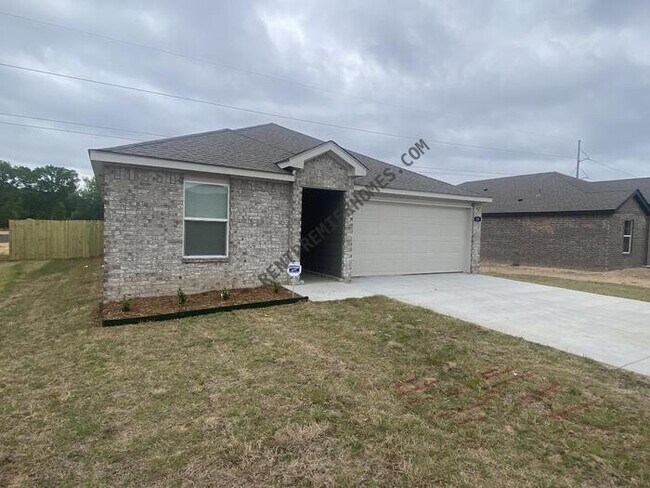 Building Photo - 11 Vineyard Dr