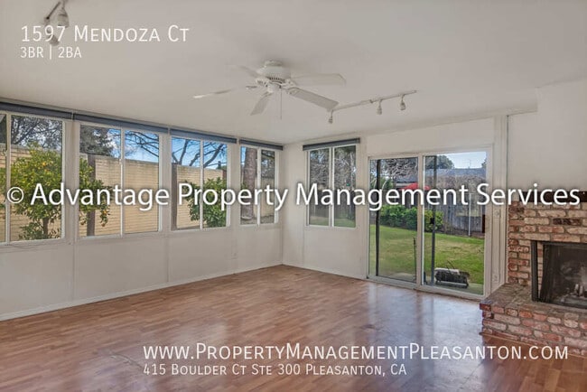 Building Photo - 1597 Mendoza Ct