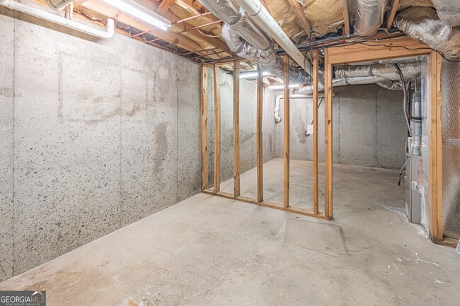 Building Photo - 5747 Starboard Ct