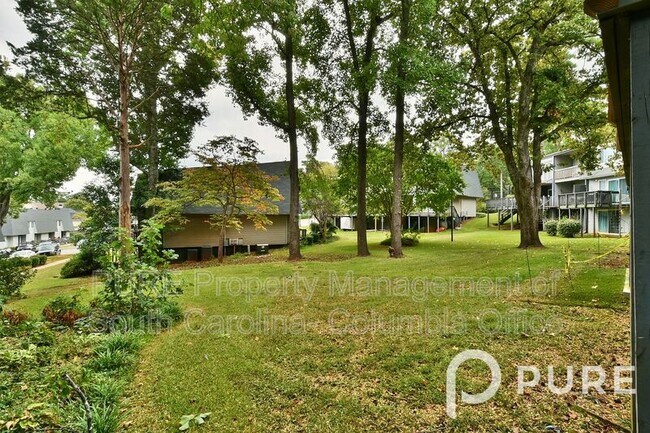 Building Photo - 301 Harbor Heights Dr