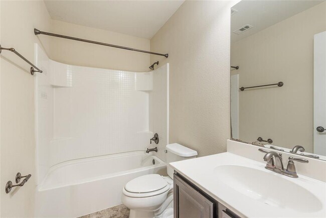 Building Photo - 9961 Aly May Dr