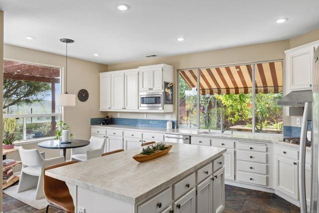 Building Photo - 7303 Celata Ln