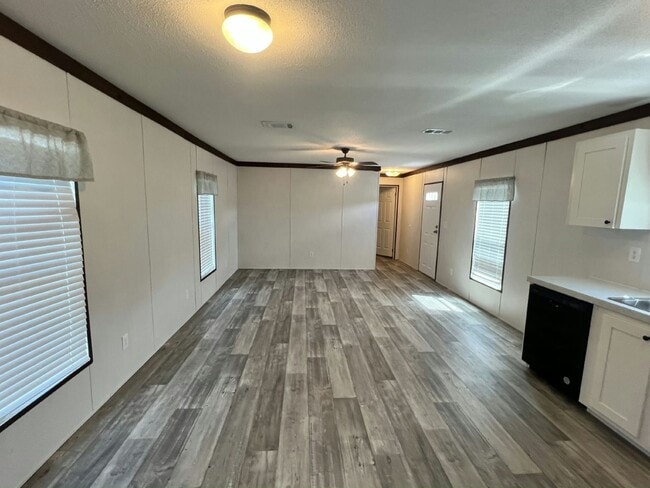 Building Photo - 31 Park Pl