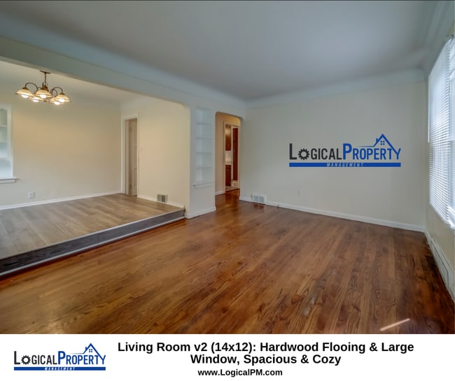 Building Photo - Newly Renovated 3/1 Bungalow w/ Front Porc...