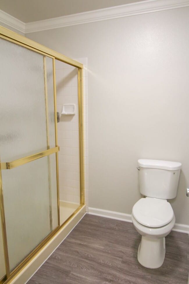 Building Photo - Remodeled Redding Condo!