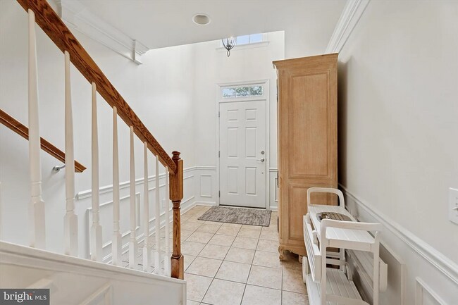 Building Photo - 204 Hudson Dr