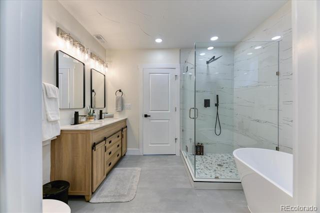 Building Photo - 59 S Irving St