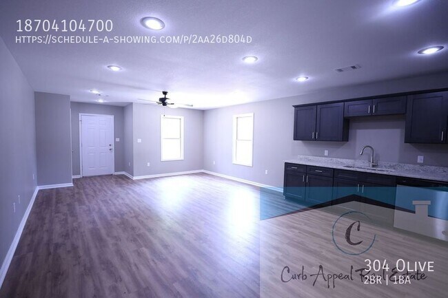 Building Photo - 304 Olive-