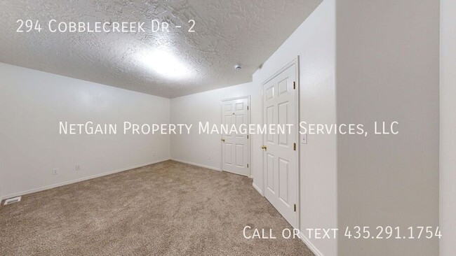 Building Photo - 294 E Cobblecreek Dr