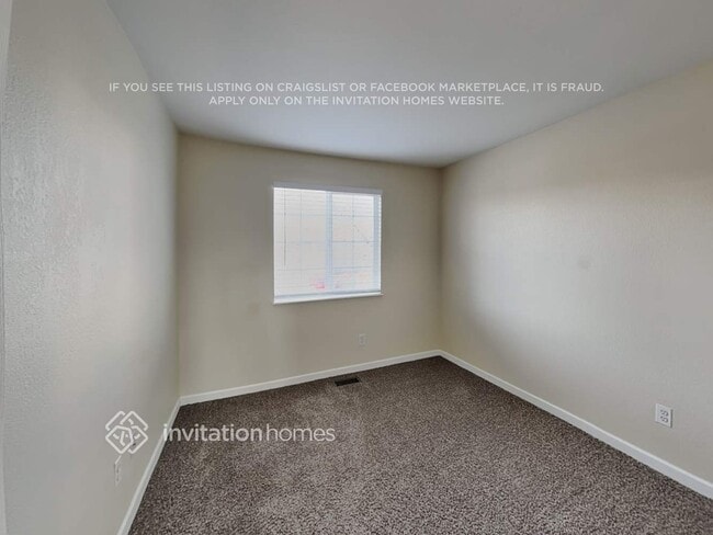 Building Photo - 4654 E 135th Ave