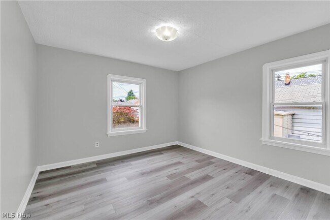 Building Photo - 4461 W 137th St