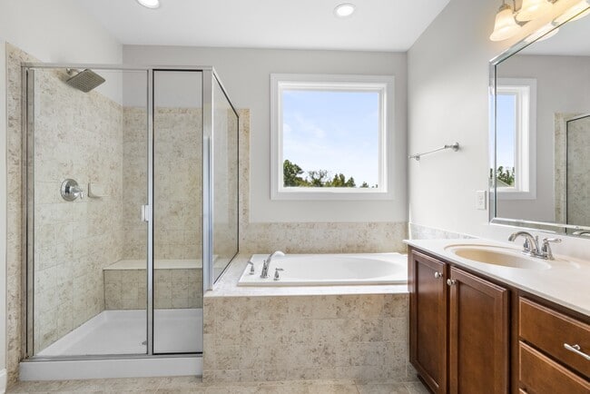Building Photo - 1416 Sabino Dr