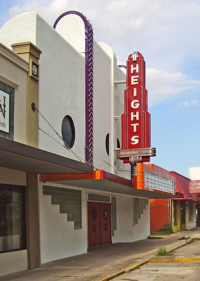 Building Photo - 1122 Hogan St