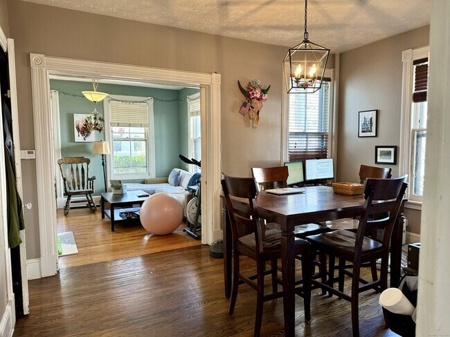 Building Photo - 109 Foster St