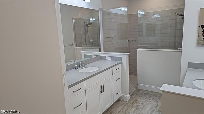 Building Photo - 2305 Ariane Dr