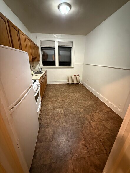 Building Photo - 403 Chestnut St