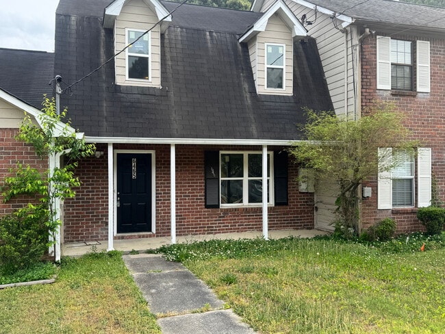 Building Photo - 6465 River Park Dr