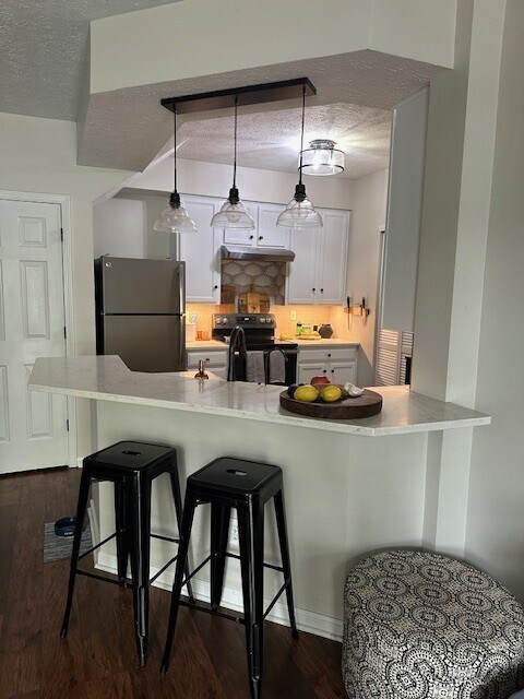Building Photo - 8392 Enclave Blvd