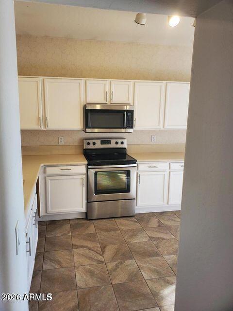 Building Photo - 1848 E Chilton Dr