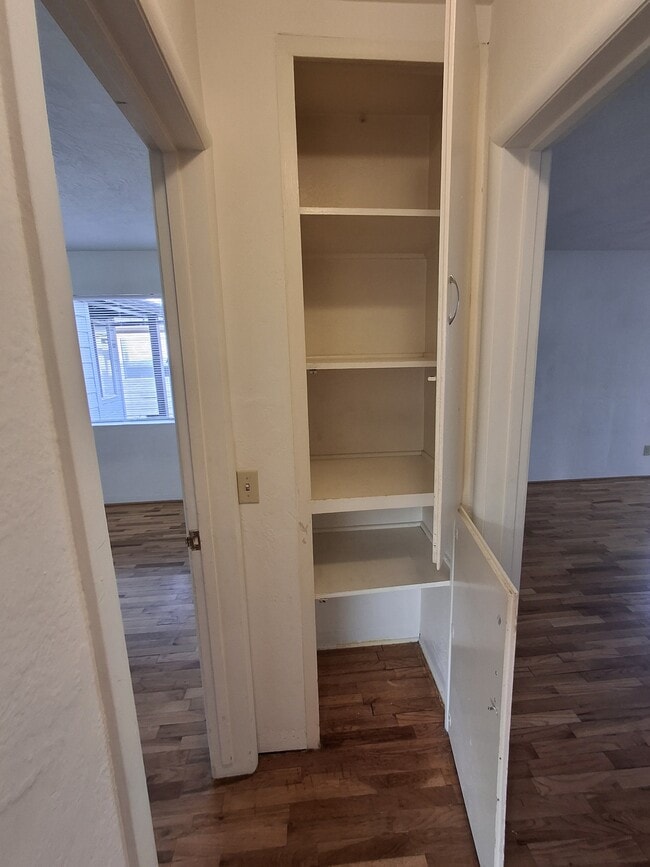 Building Photo - 309 Marie St