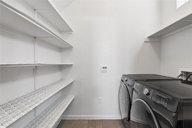 Building Photo - 13705 Zink Bnd