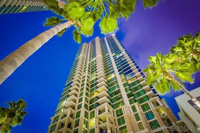 Building Photo - 1205 Pacific Hwy