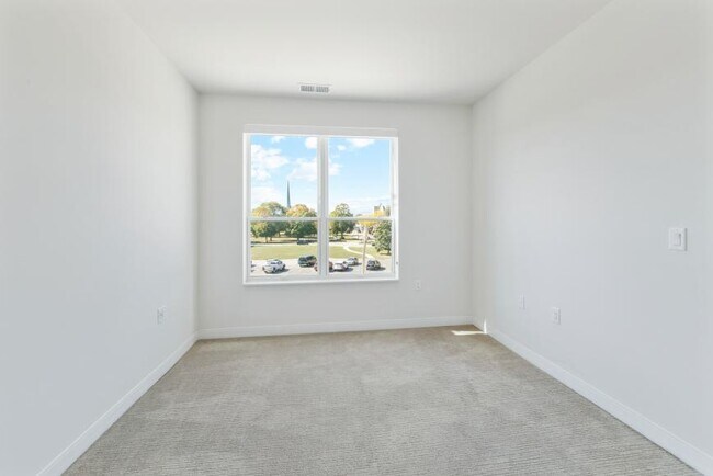 Building Photo - 0 bedroom in Kenosha WI 53140