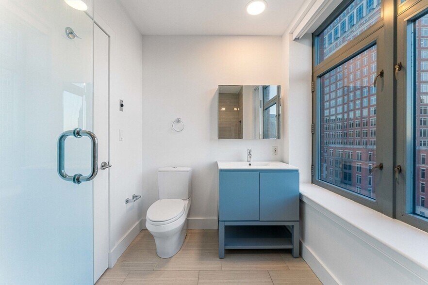 Building Photo - 425 Boylston St