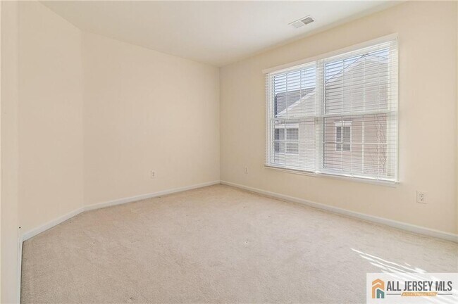 Building Photo - 14 Caleb Ln