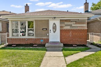 Building Photo - 7704 McVicker Ave