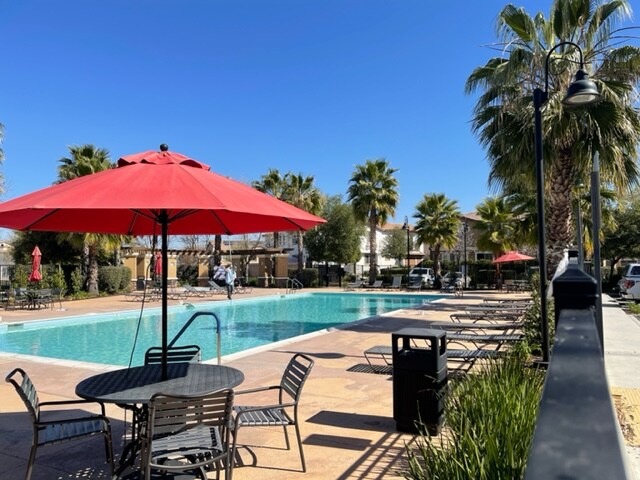 Building Photo - 42921 Avenida Amistad