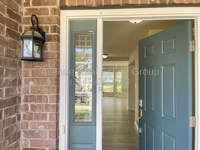 Building Photo - 110 Pearl Vista Ct