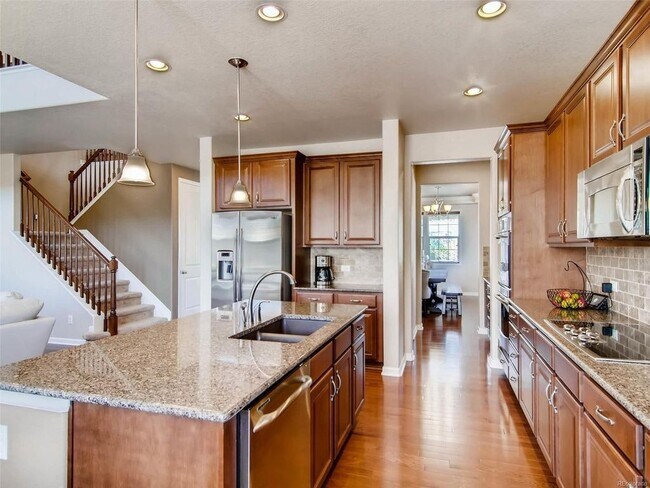 Building Photo - 10732 Hillsboro Cir