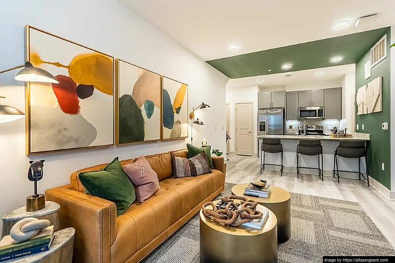 Building Photo - 650 Sgt Ed Holcomb Blvd N