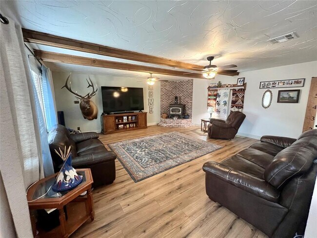 Building Photo - 408 5th St