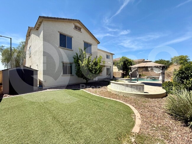 Building Photo - 12908 W Sierra Vista Dr