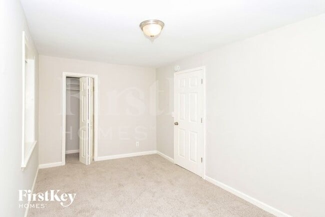 Building Photo - 3966 Oglesby Rd