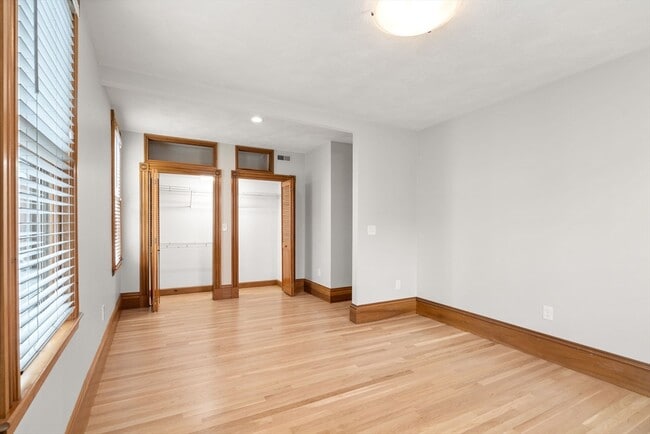 Building Photo - 75 Ferrin St