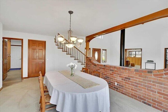 Building Photo - Large 4-bedroom Remodeled home in Lake Wildwood, Penn Valley, CA 95946