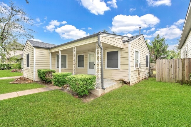 Building Photo - 3530 Griggs Rd