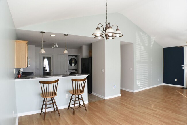 Building Photo - Pet-friendly, 3 Bedroom, 2 Bath Home with Fenced Yard in St. James School Area! Available in May!