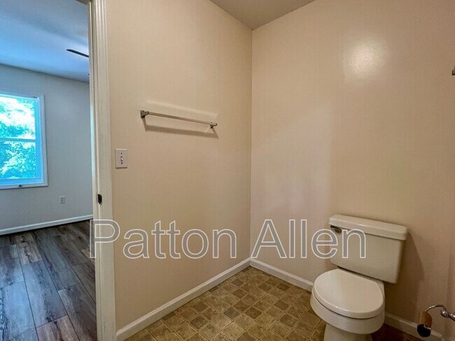 Building Photo - 133 Citadel Dr