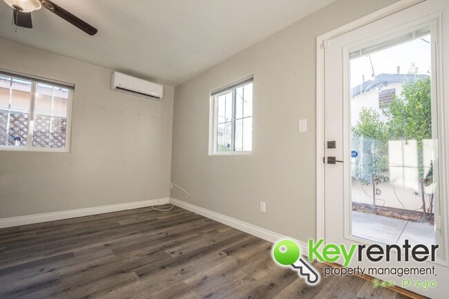 Building Photo - North Park Cozy Front Home of Duplex (full...