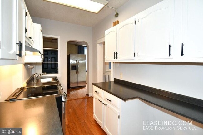 Building Photo - 4709 9th St NW