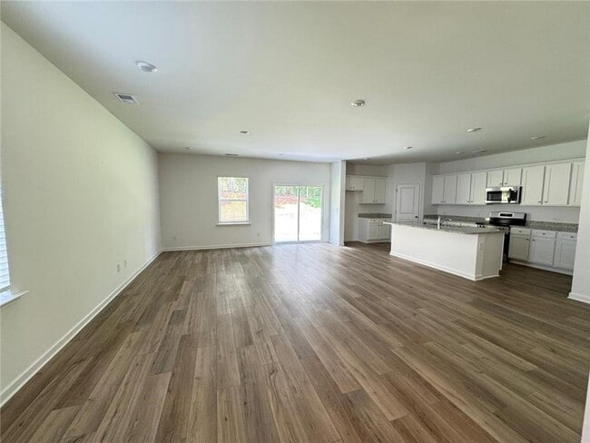 Building Photo - 396 Red Dragon Dr