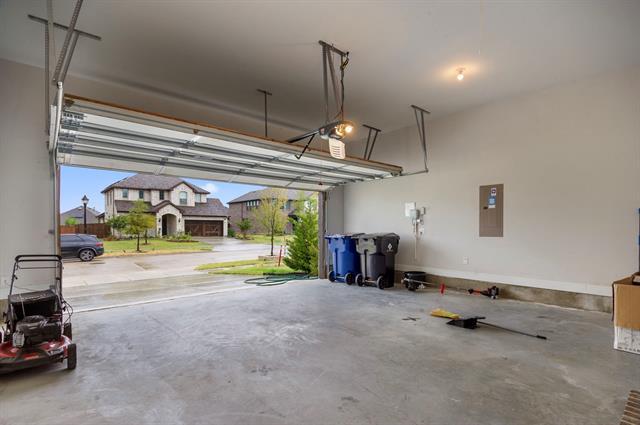 Building Photo - 16050 Talamore Ln