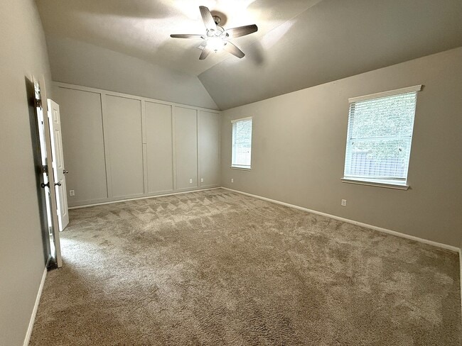 Building Photo - 14322 Heath Falls Ln