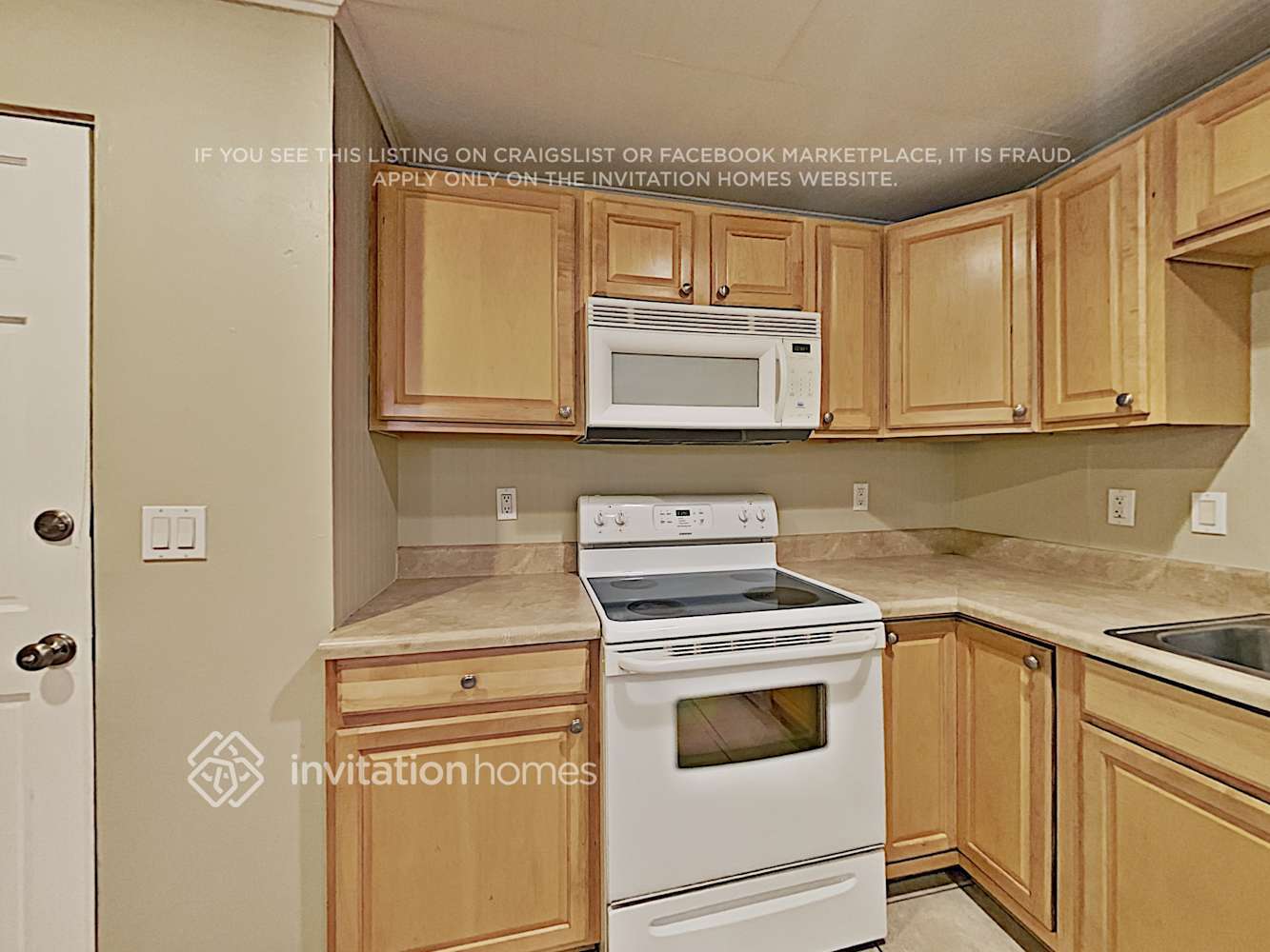 Building Photo - 3581 Lalani Blvd