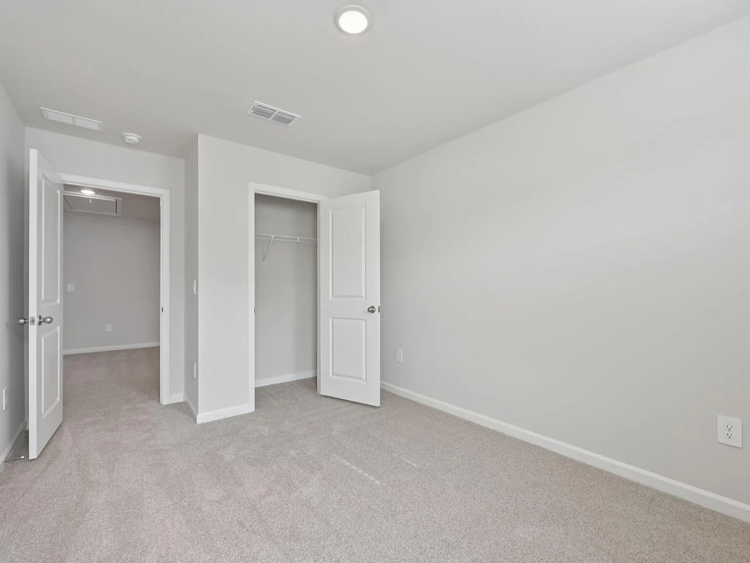 Building Photo - 1029 Winding Spg Dr