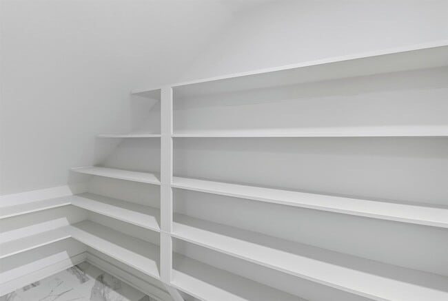 Building Photo - 2927 El Fenice Ln